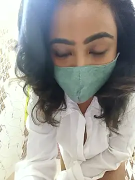 yours sugar babe online show from 25, 10, 2025