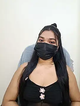 Snapshot of ariya-03 chatting on 5, 10, 2025 ariya-03 online show from 5, 10, 2025