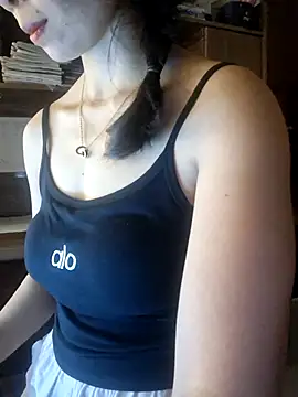 LazdyLy online show from 30, 10, 2025