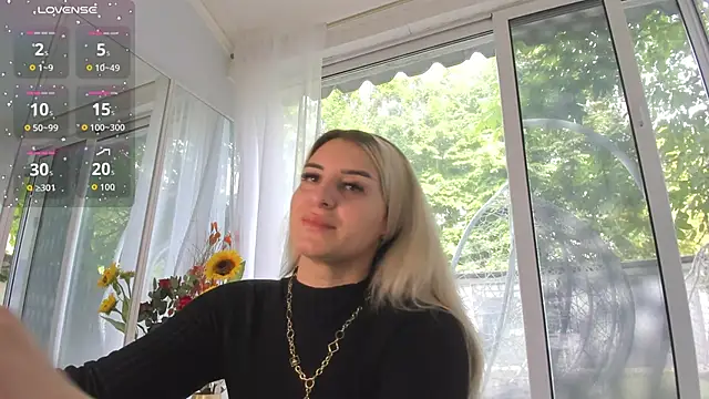 Ella Vee online show from 2, 6, 2026