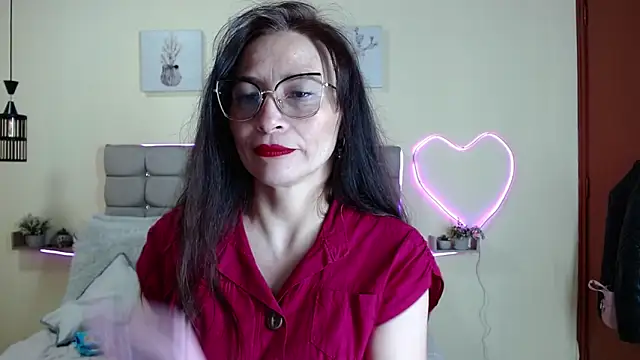 Snapshot of _naomi_s chatting on 13, 6, 2026 naomi s online show from 13, 6, 2026