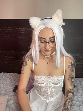 Snapshot of sharlot24 chatting on 7, 2, 2026 sharlot24 online show from 7, 2, 2026