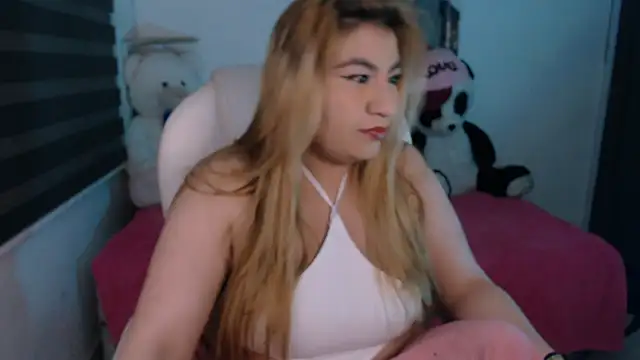 Snapshot of Sharonmendez chatting on 27, 9, 2025 Sharonmendez online show from 27, 9, 2025