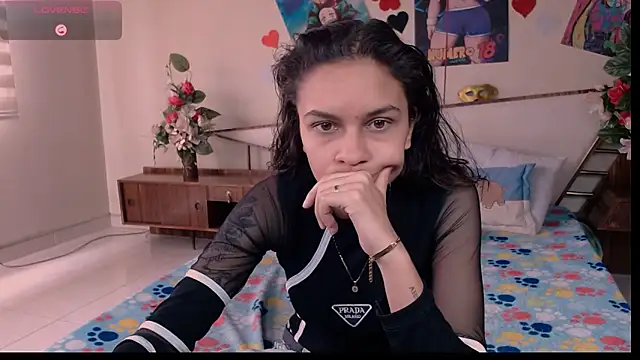 Skylovershot online show from 16, 10, 2025