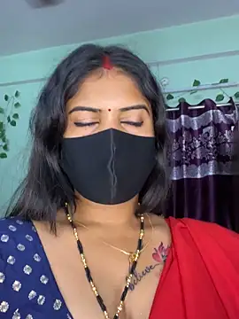 Snapshot of V-Hot-Sweti chatting on 9, 9, 2025 V-Hot-Sweti online show from 9, 9, 2025