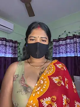 Snapshot of V-Hot-Sweti chatting on 24, 9, 2025 V-Hot-Sweti online show from 24, 9, 2025