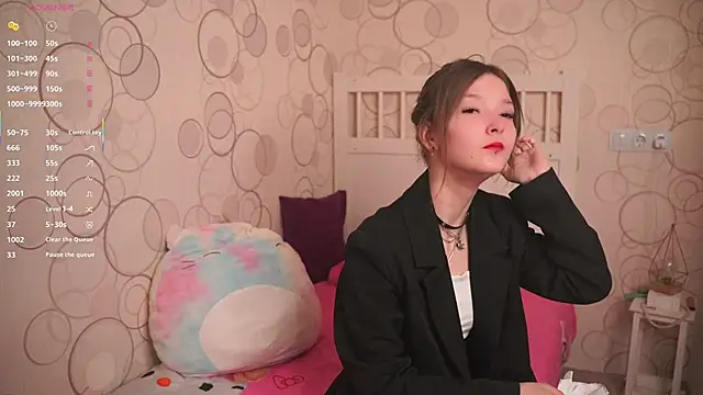 Snapshot of DongMolt chatting on 28, 11, 2025 DongMolt online show from 28, 11, 2025