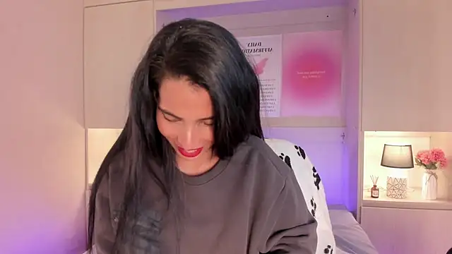 LexxaQueen online show from 1, 2, 2026