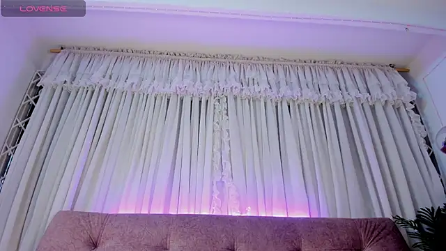 violet 77711 online show from 8, 3, 2026