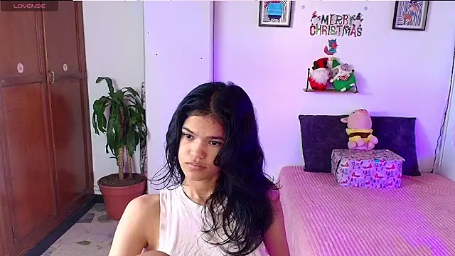 emycarver09 online show from 14, 12, 2025