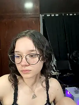 sukubo   online show from 19, 12, 2025