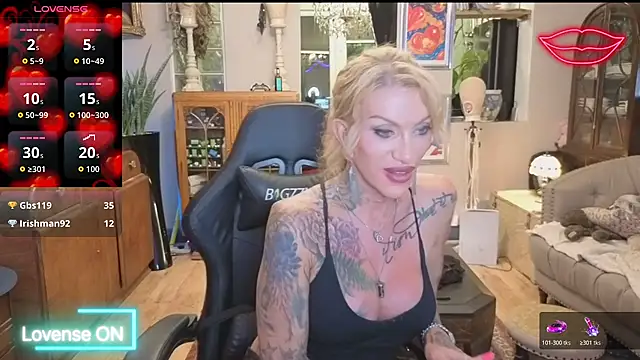 Snapshot of xl_uk_top_trans chatting on 2, 7, 2026 xl uk top trans online show from 2, 7, 2026