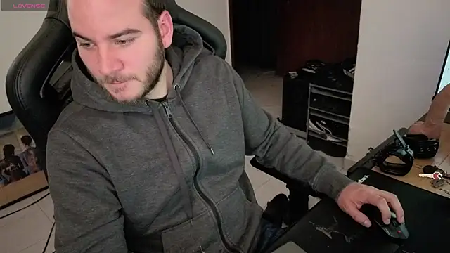 Snapshot of Paul00474 chatting on 26, 9, 2025 Paul00474 online show from 26, 9, 2025