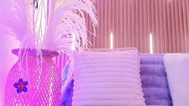 ArianaSantana online show from 14, 11, 2025