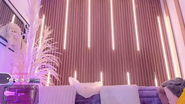 ArianaSantana online show from 1, 12, 2025