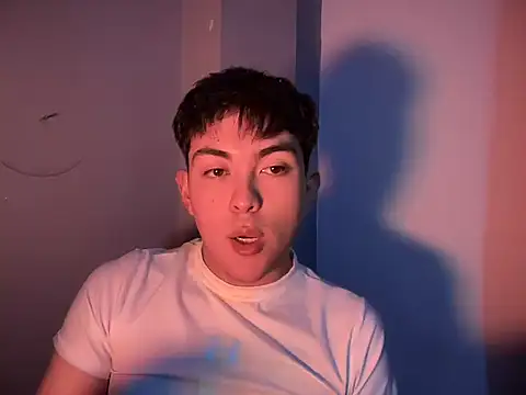 ivy xo online show from 9, 9, 2025