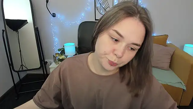 Sophi gi online show from 13, 9, 2025