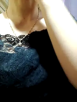 Snapshot of LucyyLy chatting on 2, 10, 2025 LucyyLy online show from 2, 10, 2025