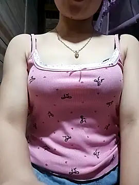 Snapshot of LucyyLy chatting on 3, 3, 2026 LucyyLy online show from 3, 3, 2026