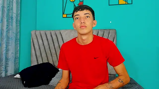 Maikol Ortiz online show from 4, 4, 2026