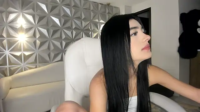 zoerouse  online show from 19, 12, 2025