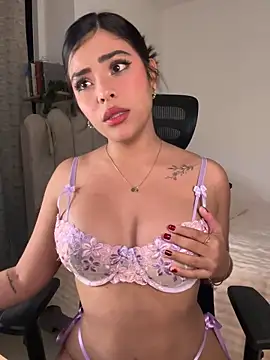 Sara-Evans online show from 17, 11, 2025