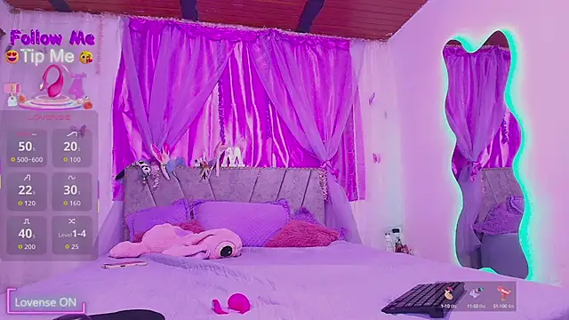 MeganRouss74 online show from 12, 10, 2025