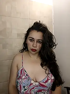 sexy-latina1 online show from 26, 9, 2025