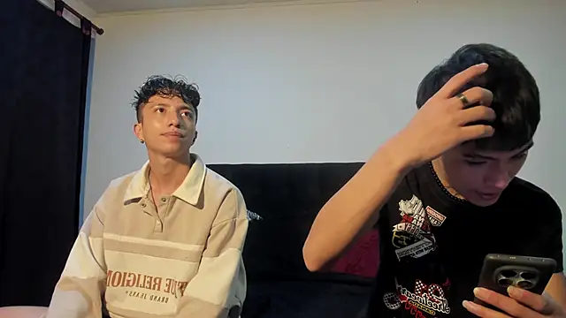 mhatias  online show from 13, 11, 2025