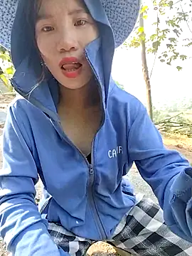 Tin tanny online show from 1, 12, 2025