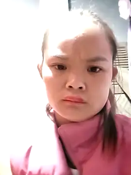 xinhxinhcute online show from 11, 9, 2025