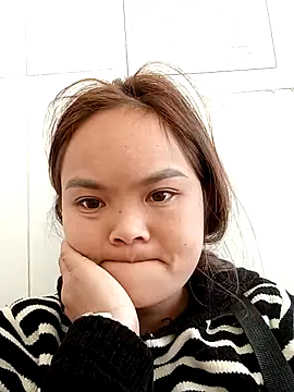 xinhxinhcute online show from 27, 11, 2025