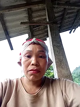 Snapshot of kihi-yo chatting on 23, 10, 2025 kihi-yo online show from 23, 10, 2025