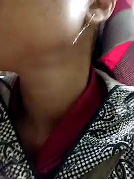 Snapshot of kihi-yo chatting on 24, 10, 2025 kihi-yo online show from 24, 10, 2025