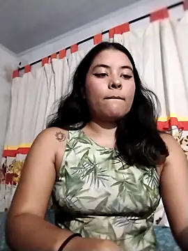 Snapshot of Iris___ chatting on 17, 9, 2025 Iris online show from 17, 9, 2025