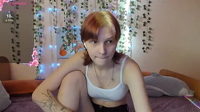 AudreyyKim online show from 21, 11, 2025