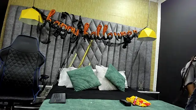 Boss Domiinator online show from 29, 10, 2025