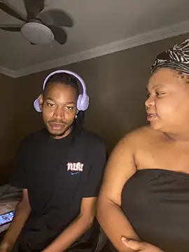 Snapshot of MamoM24 chatting on 16, 9, 2025 MamoM24 online show from 16, 9, 2025