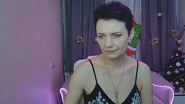 AvaSaturnian online show from 20, 12, 2025