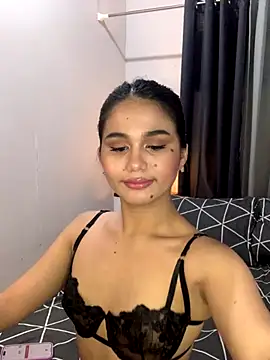 Snapshot of AngelHille chatting on 3, 10, 2025 AngelHille online show from 3, 10, 2025