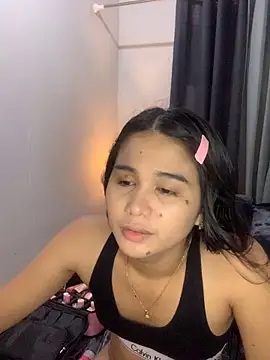 Snapshot of AngelHille chatting on 13, 10, 2025 AngelHille online show from 13, 10, 2025