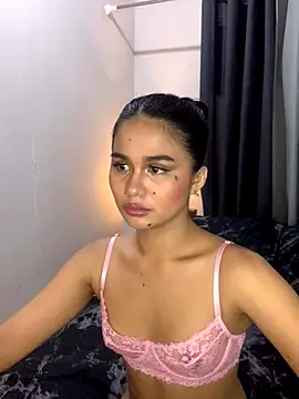 Snapshot of AngelHille chatting on 14, 10, 2025 AngelHille online show from 14, 10, 2025