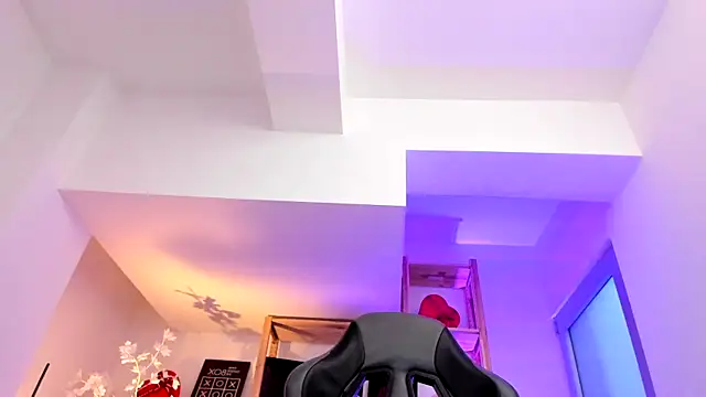 Snapshot of Sima_Wendy chatting on 1, 12, 2025 Sima Wendy online show from 1, 12, 2025