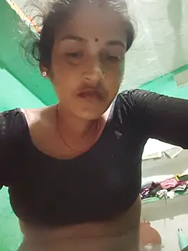 Nillohot online show from 7, 10, 2025