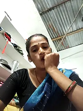 Nillohot online show from 16, 10, 2025