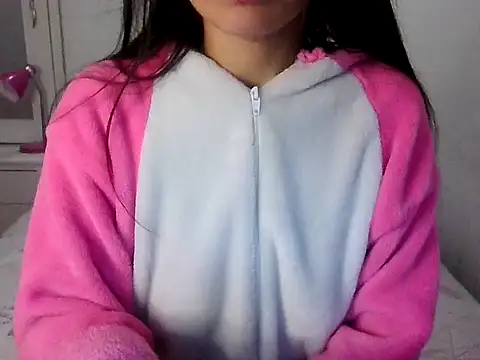 Taylormegan online show from 7, 7, 2026