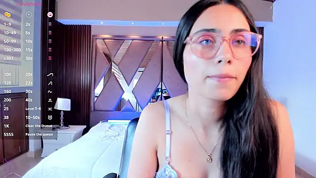 sofiapalacioss online show from 11, 4, 2026