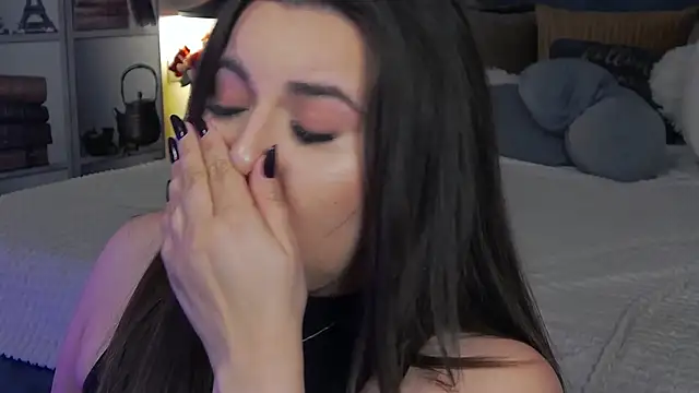 Mia Swano online show from 16, 11, 2025