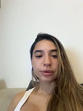 ItalianGirl online show from 20, 11, 2025