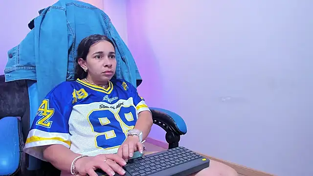 Snapshot of CataleyaAmaya chatting on 27, 9, 2025 CataleyaAmaya online show from 27, 9, 2025